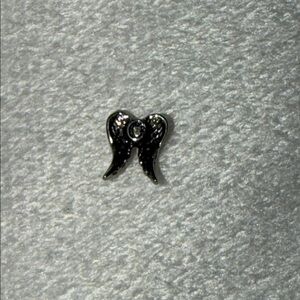 Origami Owl Living Lockets HTF Retired Angel Wings Floating Charm